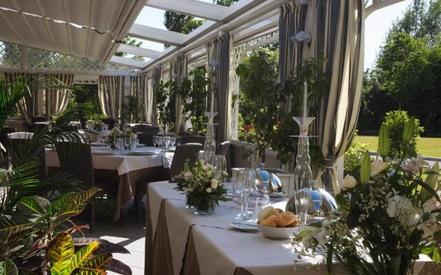 Savoia Hotel Regency
