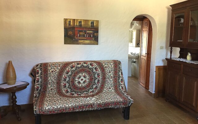 Rose Apartment I
