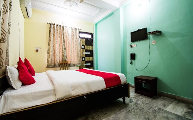 Viraj Hotel By OYO Rooms