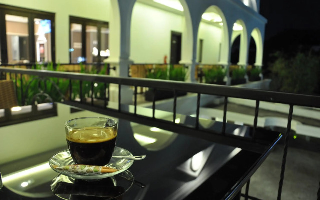 Casa de Wanea Hotel & Resto