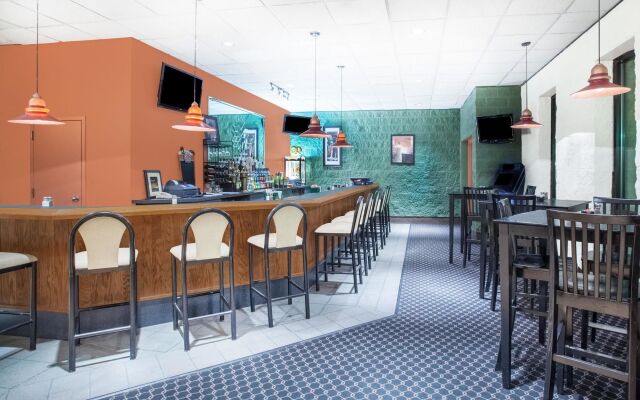 Best Western Plus Clarks Summit Scranton