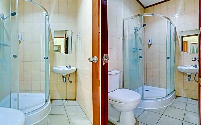 OYO 90461 Graha Atmadja Syariah Guest House