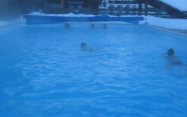 Skis aux pieds station 1600 Sun Vallée