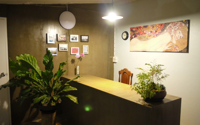 Natpob Sleep Station Motel