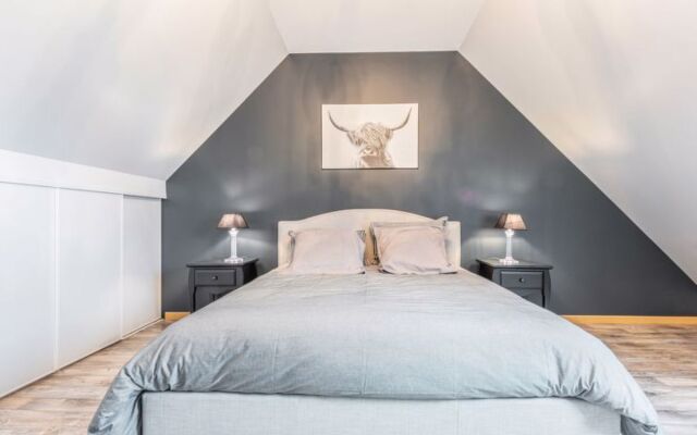 Holiday Home Blue House - BAY403