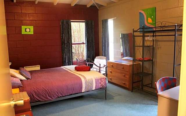 Riverside Haven Lodge & Holiday Park