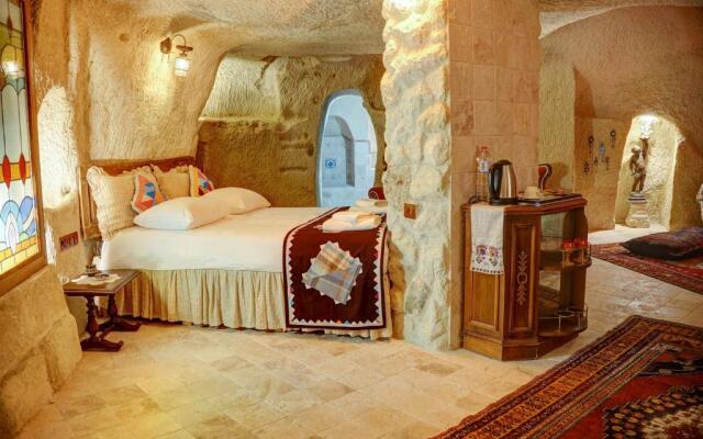 Gibos Cave Hotel