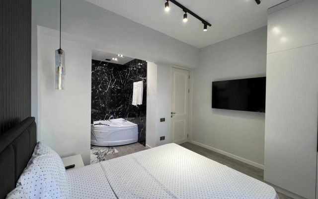 Derenik Demirchyan street, 2 bedrooms Modern, Beautiful apartment DE333