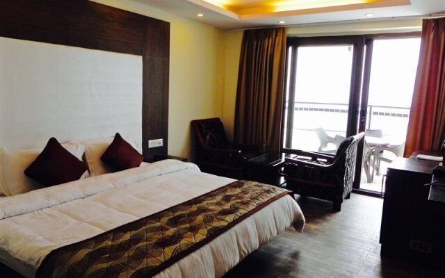 Hotel Mall Palace