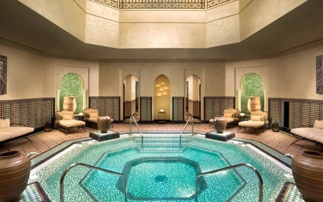 Apartment With 2 Bedrooms in Benahavís, With Wonderful Mountain View,