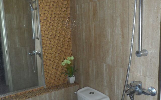 Apartment Kalibata City By Luxury Pro