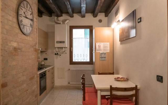 La Gondola Canal View