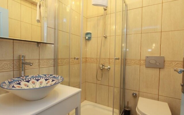 Cakir Bey Otel
