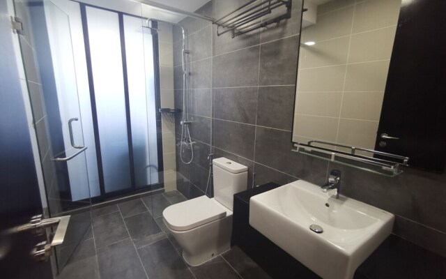 Almas Puteri Harbour By Squarenest