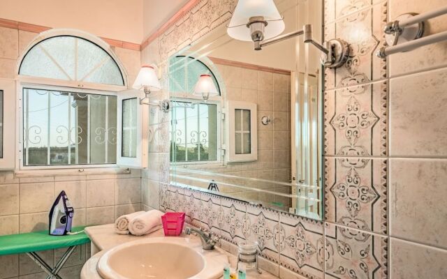 Zante 5 bedroom Villa with private pool and basketball court