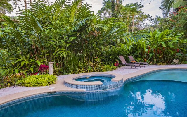 El Nido Jungle Lodge