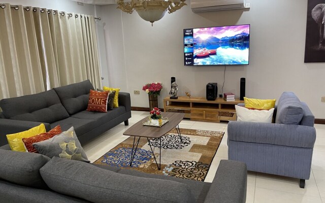Lusaka Luxe: Your Private Oasis Awaits in the Heart of Zambia