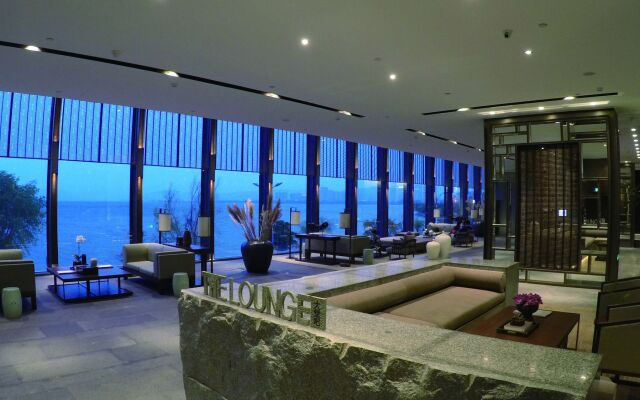 Hotel Indigo Dali Erhai by IHG