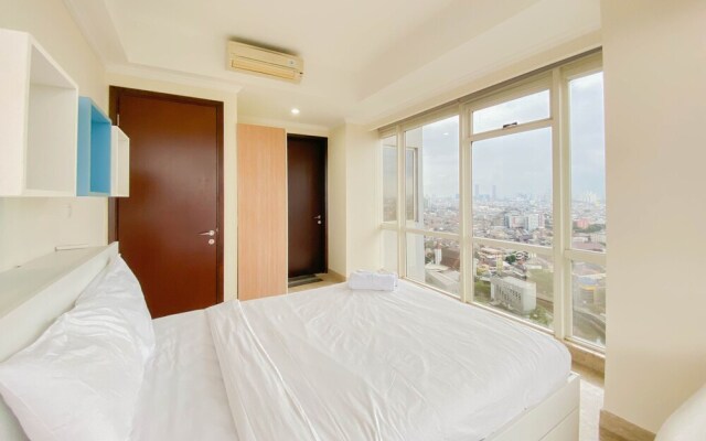 Spacious And Comfort Living 2Br At Menteng Park Apartment