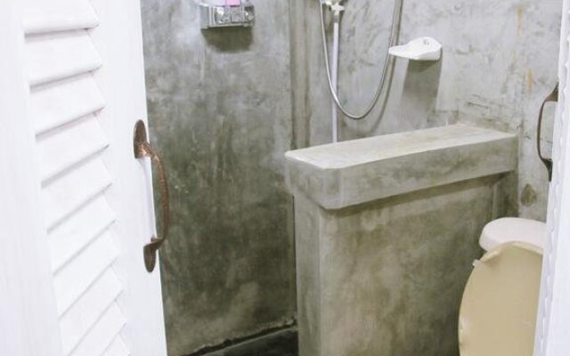 129-3 Backpacker Hostel