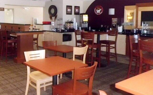 Sleep Inn & Suites Salina I-135