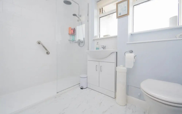 Amazing Beachside 2Bd Family Home With Garden