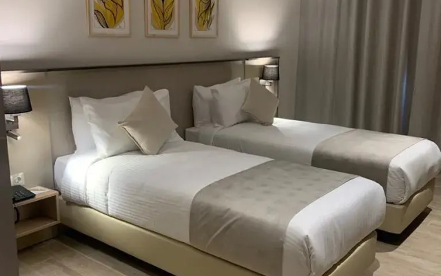 Golden Tulip Opera Alger
