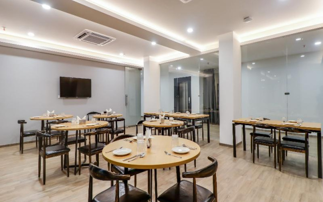 OYO Townhouse 76476 Jashn