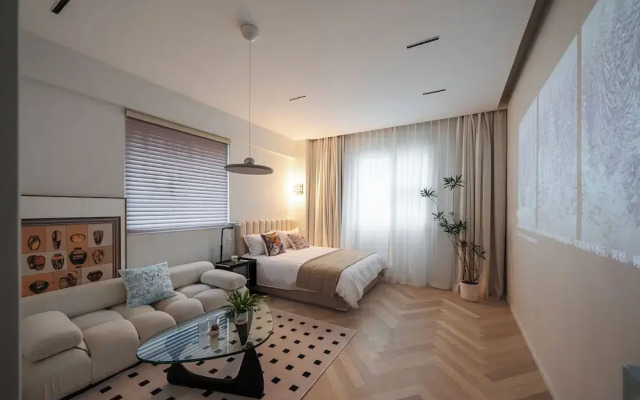 Shanghai Moxi Homestay Sports Stadium