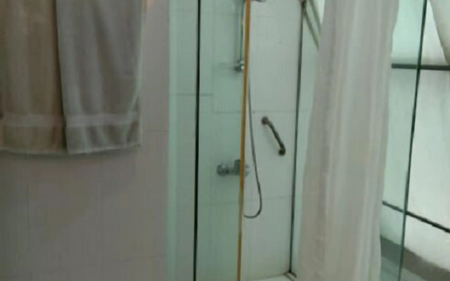 Executive Heights Apartments