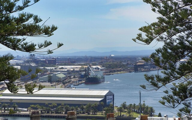 Newcastle Terraces & Apartments - Vista Apartment