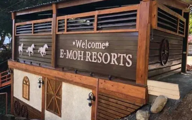 E-Moh Hostel
