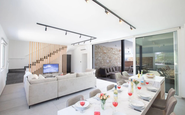 Ayia Napa Kube Villa Kb4, Ayia Napa Center