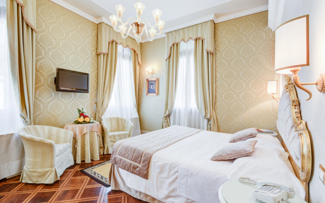 Hotel Al Duca Di Venezia