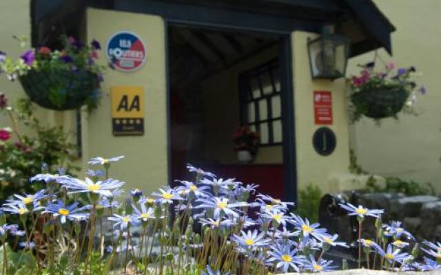 Llwyndu Farmhouse Hotel