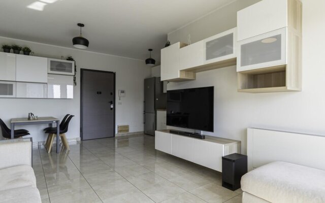 Tognazzi 6 in Milan With 1 Bedrooms and 1 Bathrooms
