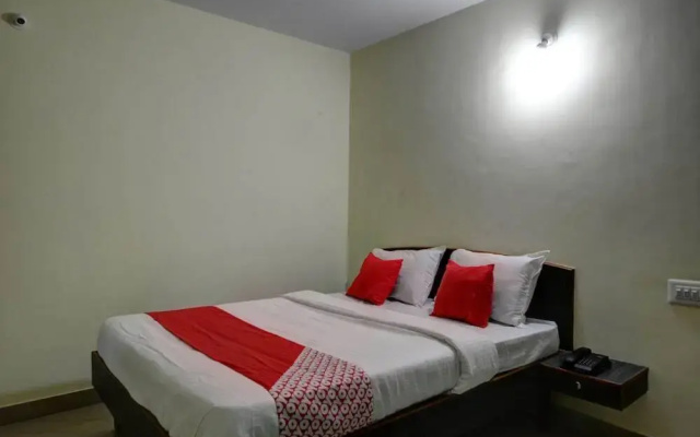 Vishnu Residency By OYO Rooms