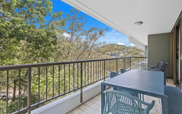 Tranquil 2 Bedroom on Burleigh Headland