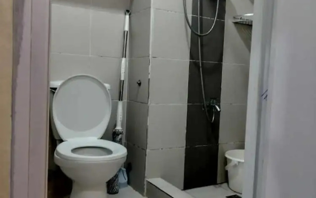 Spacious 1-bedroom Condo in Quezon City With Private Pool