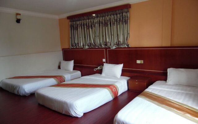 Golden Bayon Guesthouse