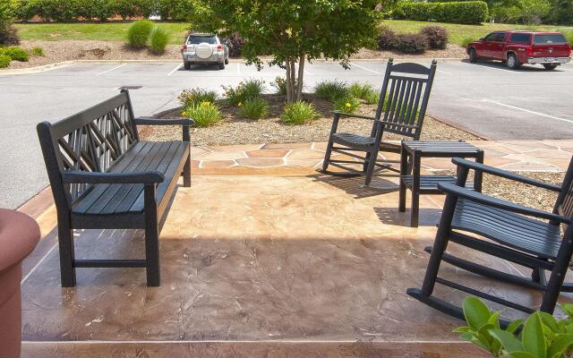 Hampton Inn & Suites Seneca-Clemson Area