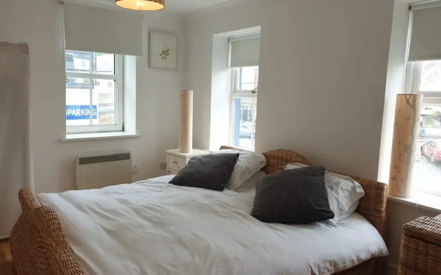 Ashtons Guest House