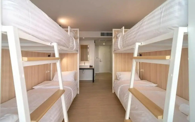 Kitzio House Hotel