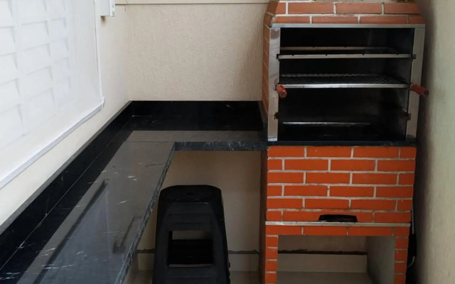 Apartamento confortável em Maranduba a 900 metros da praia