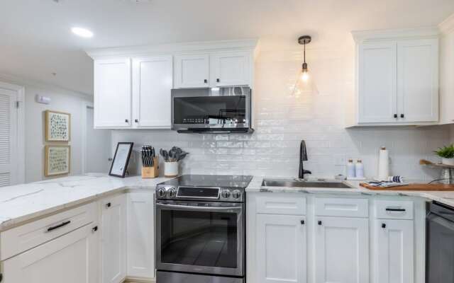 Phoenix X 1403 3 Bedroom Condo