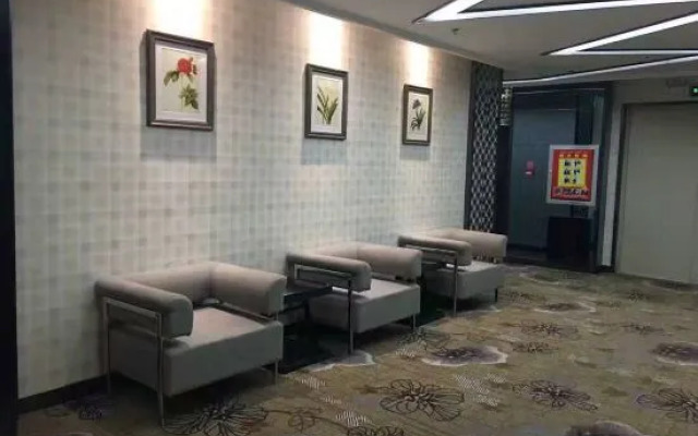 Sarah Upper Peninsula Hotel