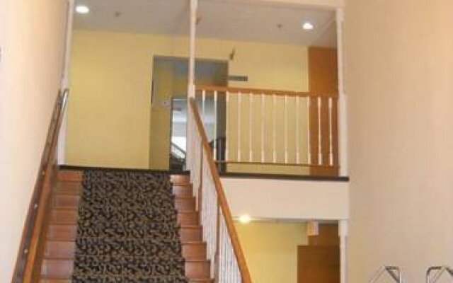 Ashburn Inn & RV Park