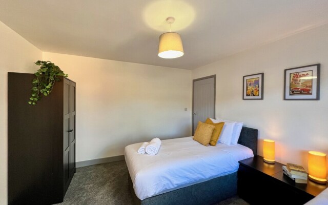 Curzon House 1
