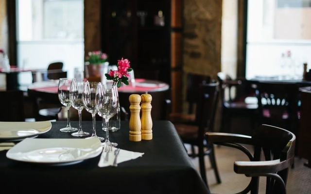 Hotel Gastronómico Arco de Mazarelos