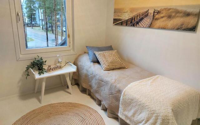 SkyVillas Apartments